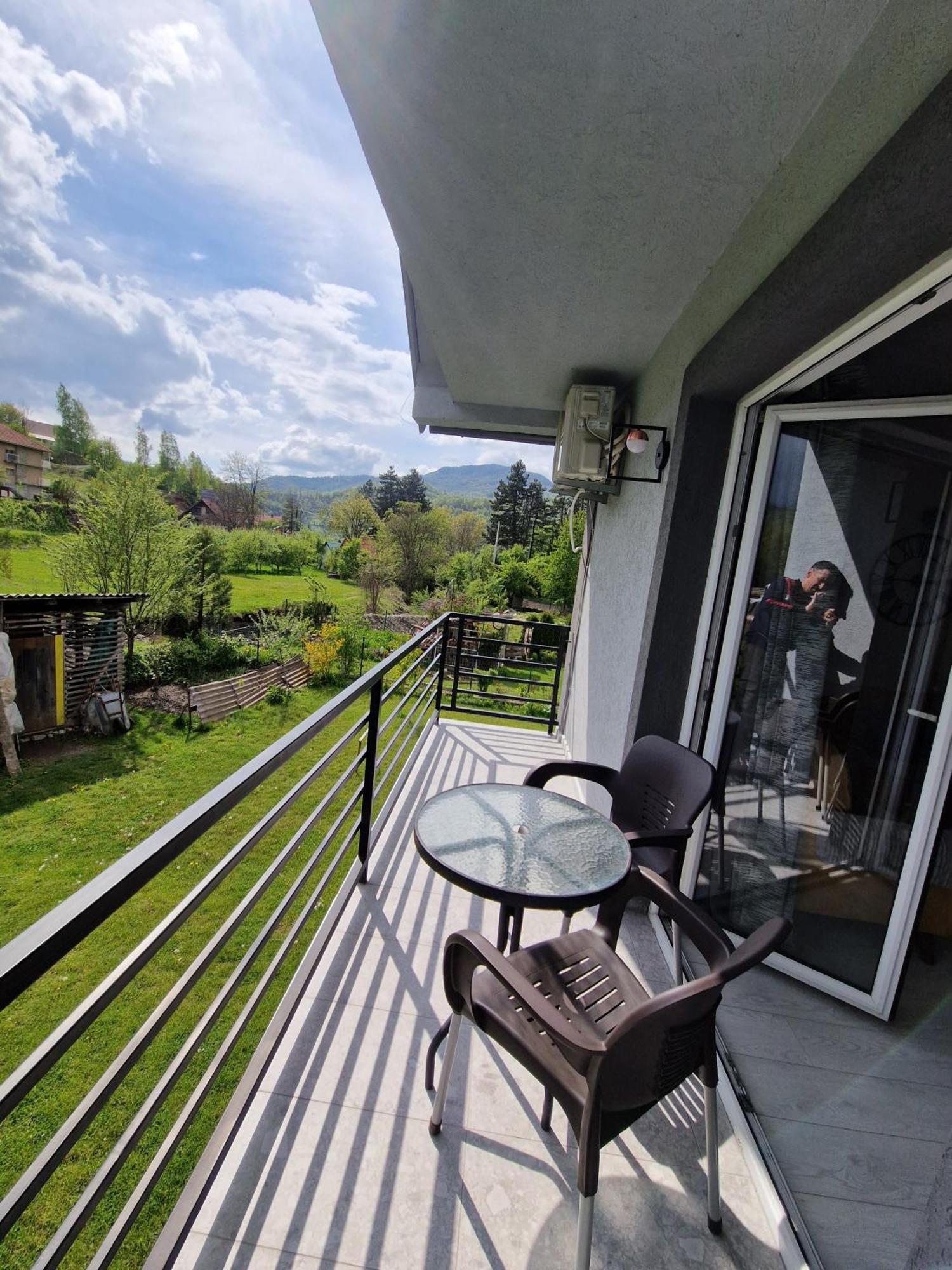 Apartman Irvas Kolašin Exteriör bild